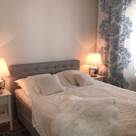 Crystal Suites 1 Рованіемі Екстер'єр фото